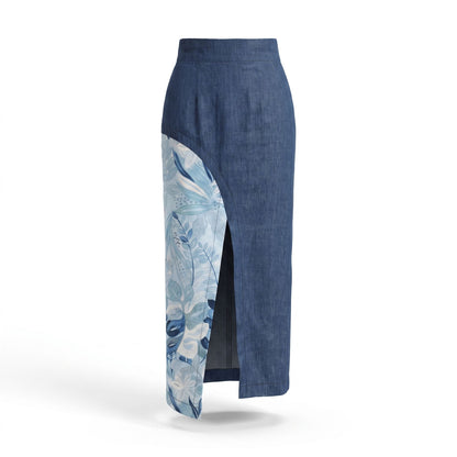 Gonna lunga asimmetrica artigianale da donna in denim blu e inserto floreale nelle tonalità dell'azzurro, vista frontale – Collezione Gioia